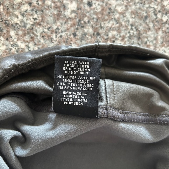 Bagatelle NYC Women’s Medium faux vegan black leather pants straight leg - Picture 7 of 7